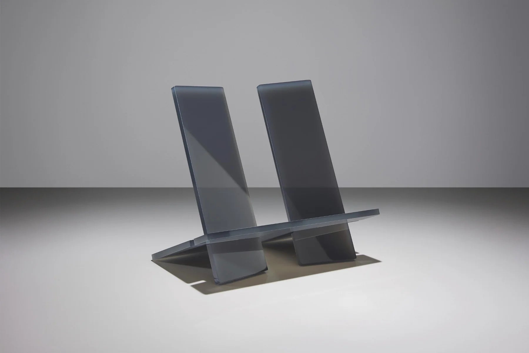 Bookstand Display Urban Grey (M)